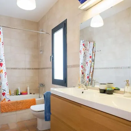 Tranquilidad Cerca De Barcelona Apartment Molins de Rei Exterior photo